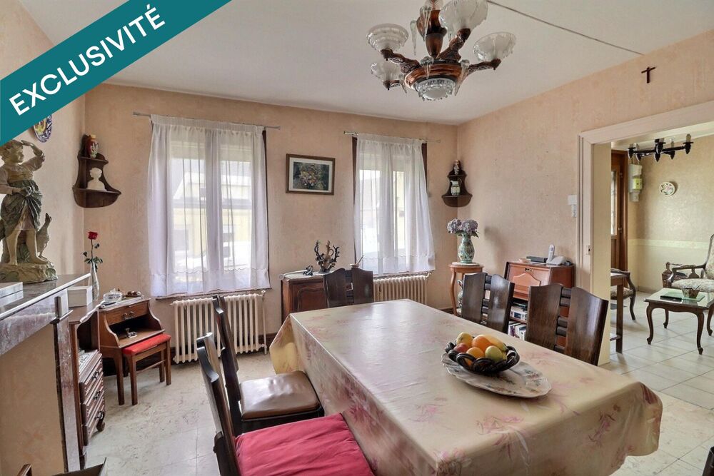 Maison proche centre-ville, semi-mitoyenne, 3 chambres, jardin .