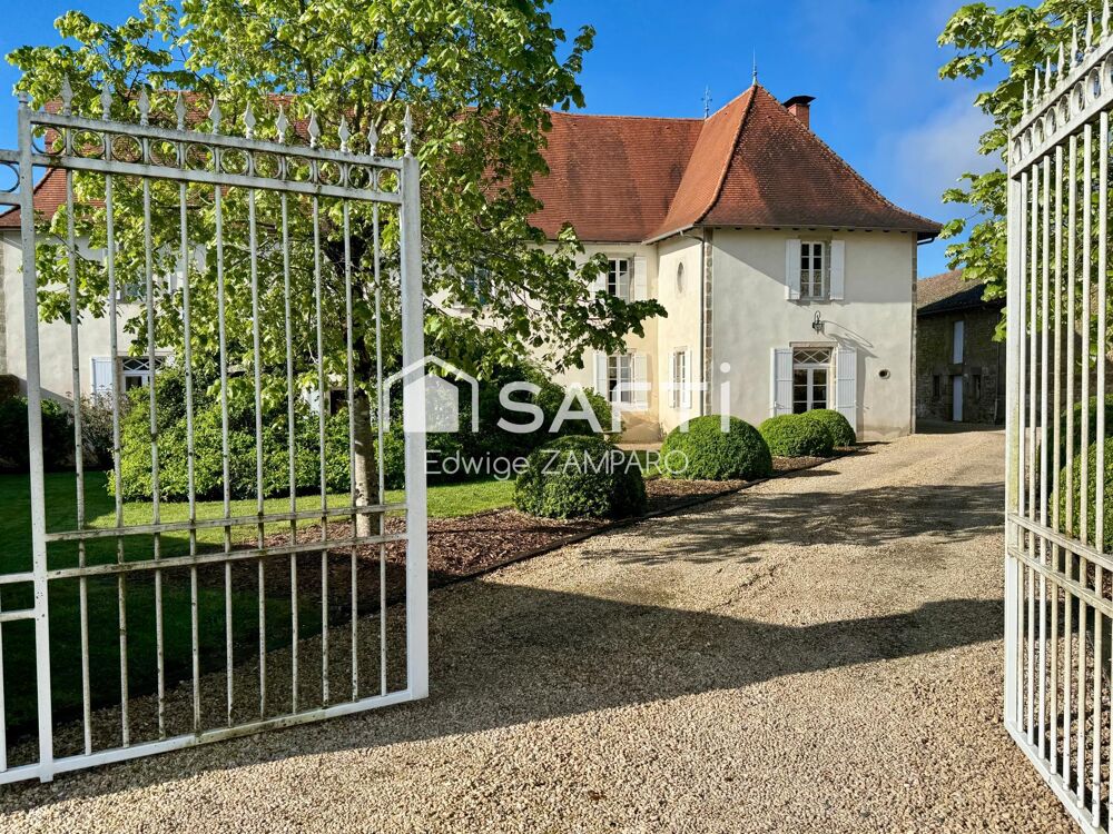 Propriété rénovée dans les règles de l'art, sur 1,3 Ha.