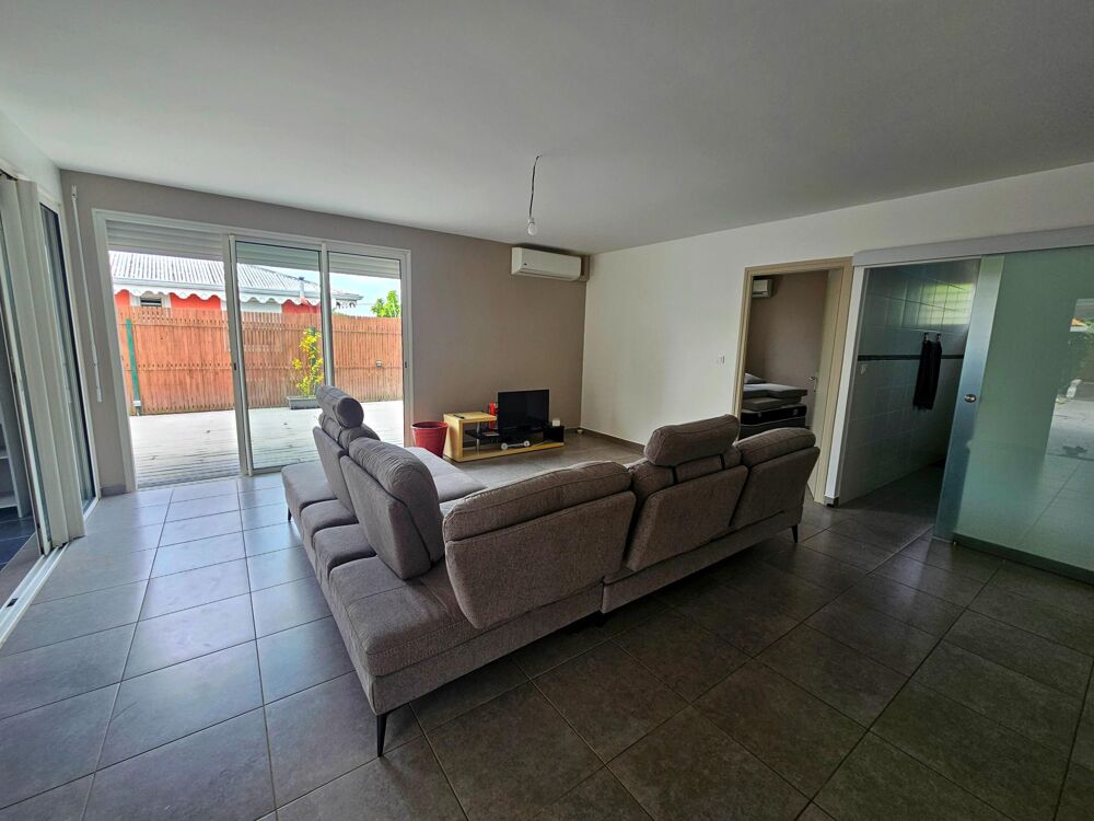 Vente Maison Maison plain-pied piscine Rivière-Salée Riviere-salee