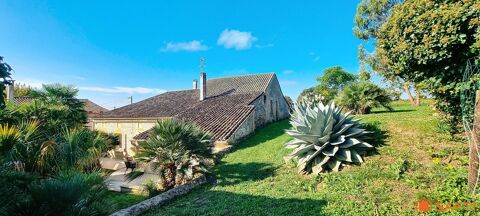   Charme authentique au c�ur du vignoble bordelais Maison - 7 pi�ce(s) - 220 m�