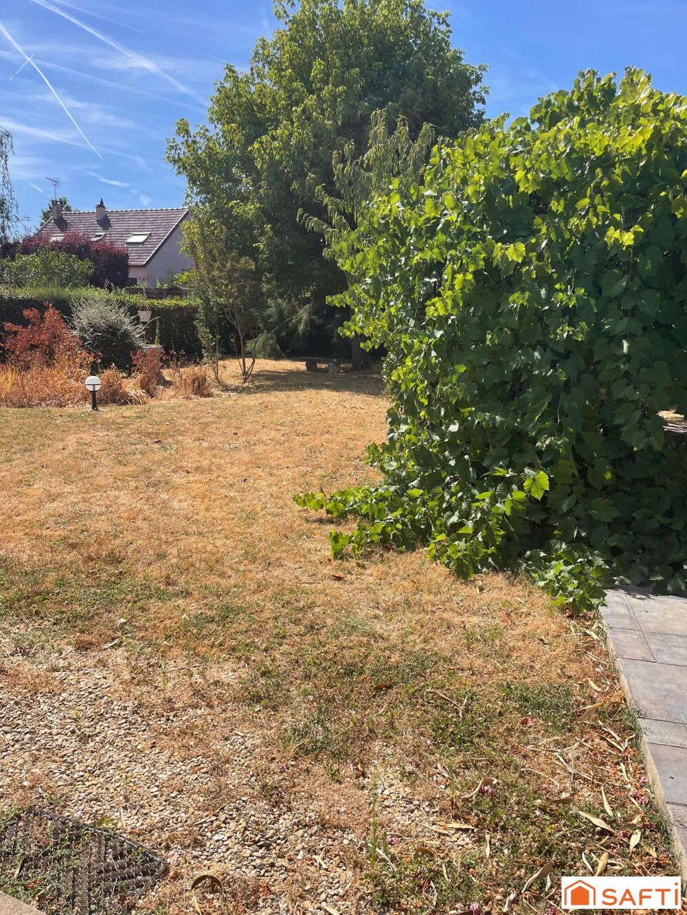 Vente Maison Maison 200 m2 sur s/sol total - Terrain 1037 m2 - 5 chambres - Accessibilité PMR Ballancourt-sur-essonne