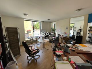  Immeuble � vendre 152 m�