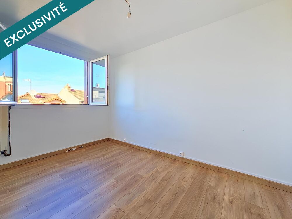 Vente Appartement DEUX PIECES AVEC BALCON ET CAVE Les lilas