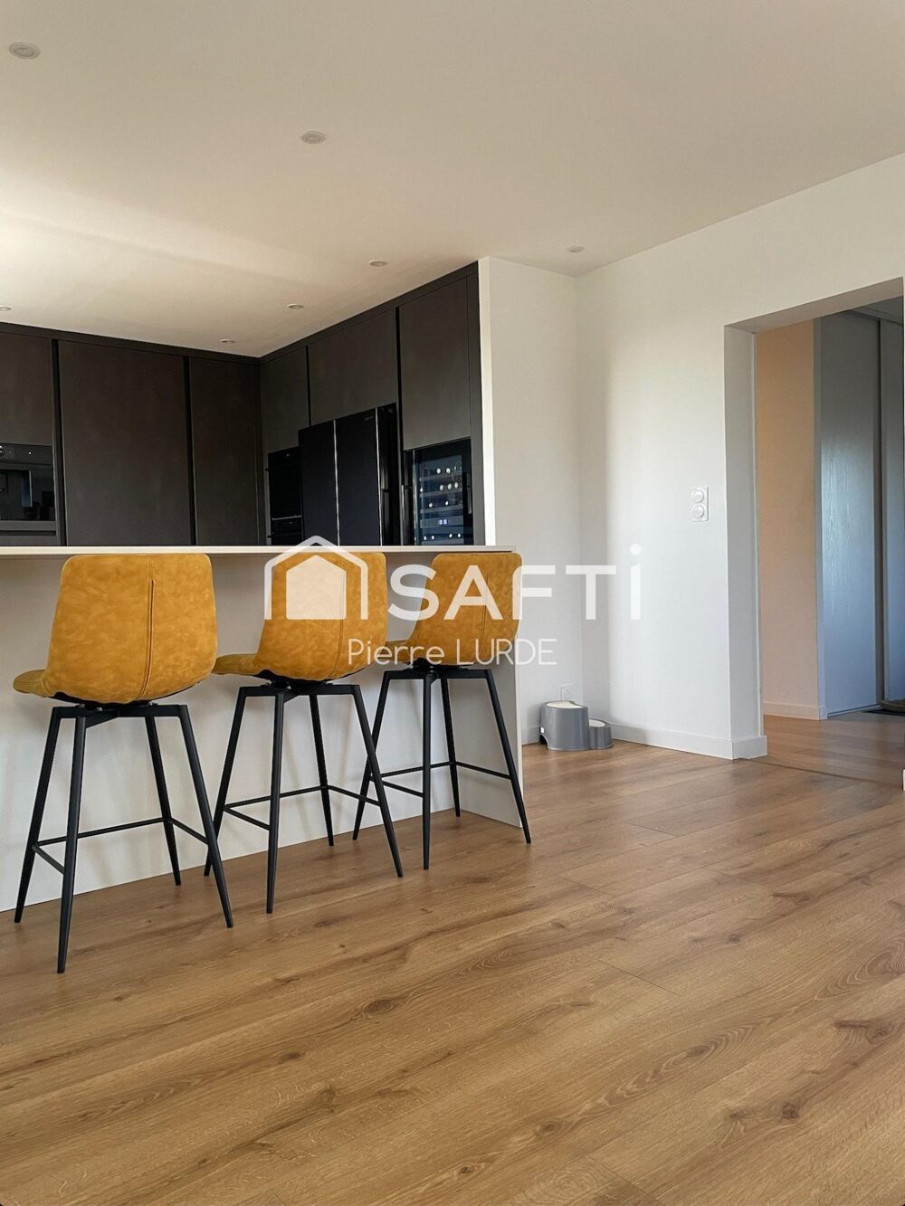 Vente Maison Maison de 157 m2 en 6 pièces, avec garage et piscine Lafrancaise