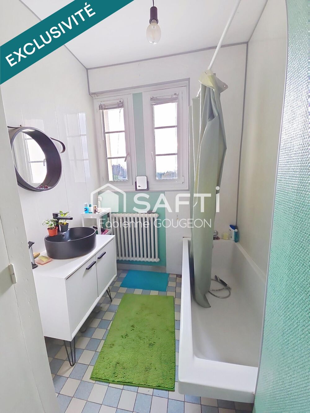 Maison sur sous sol de 108 m² env sur 6981 m² de terrain clos et dépendances