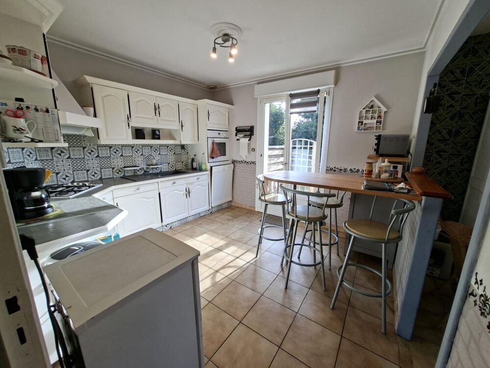 Vente Maison PLOUVORN – Maison familiale, 3 chambres & bureau, au calme dans un environnement verdoyant Plouvorn