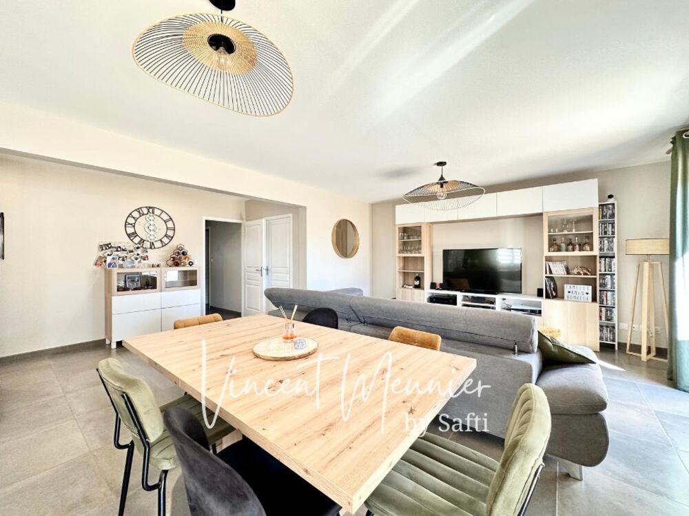 Vente Appartement Appartement rénové / 3 Chambres / 2 Parkings Saint-maurice-de-beynost