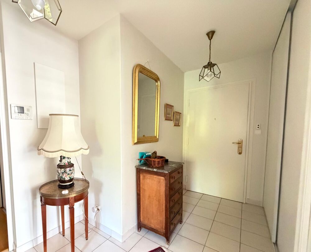 Vente Appartement Appartement 120m2, 3 ch, Terrasse, Garage, Parking Villeneuve-les-avignon