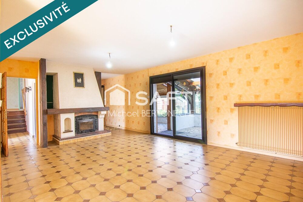 Maison familiale 4 chambres avec grand terrain et garage à Vayres (33870)