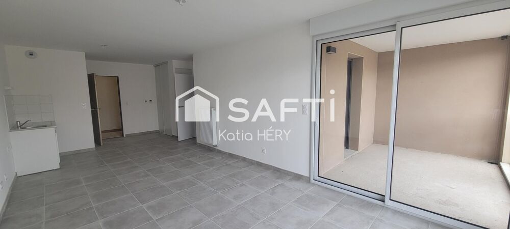APPARTEMENT AVEC BALCON, CAVE, 2 PARKINGS