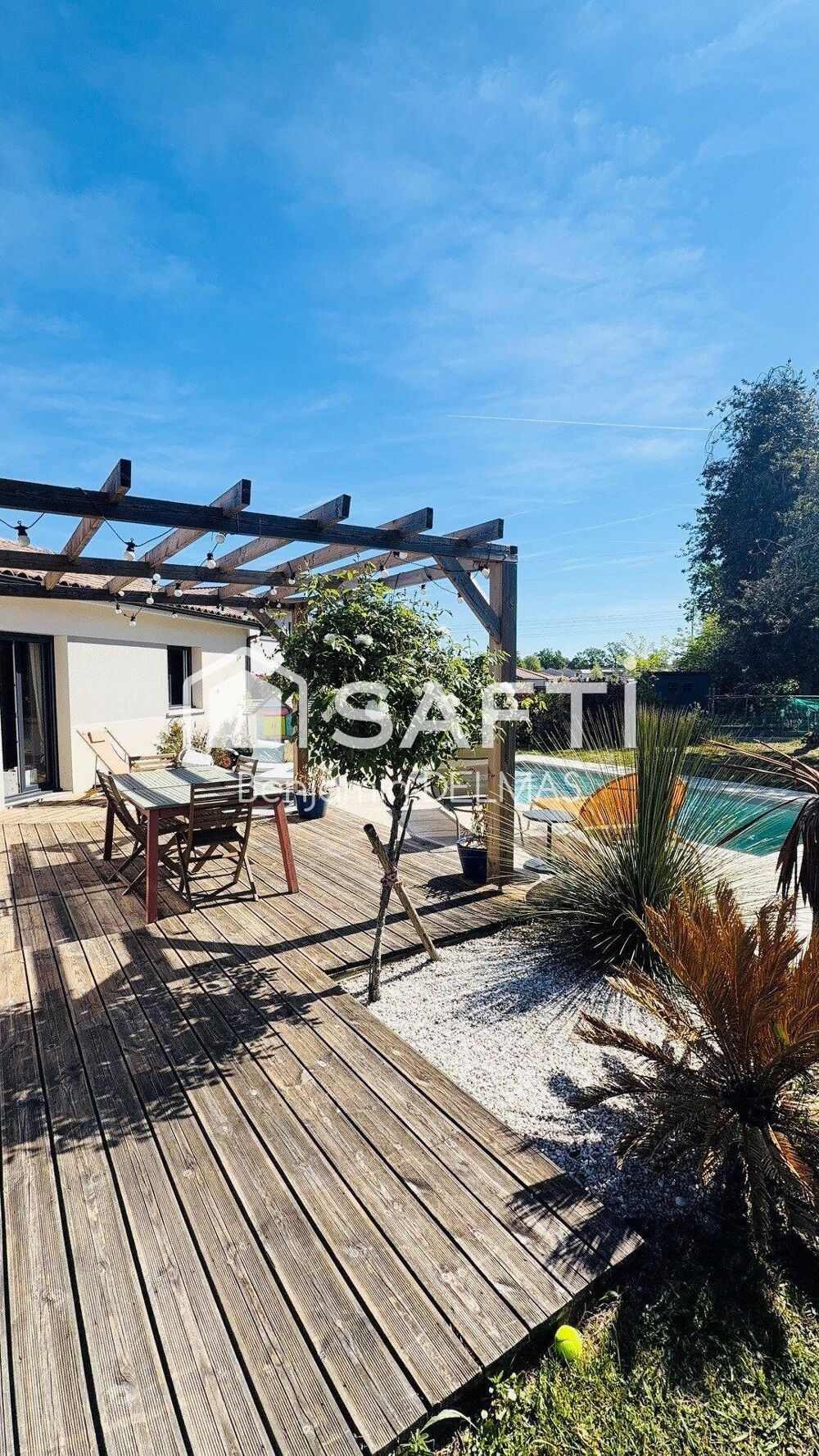 Maison Cestas 120 m² avec piscine, jardin 816 m²