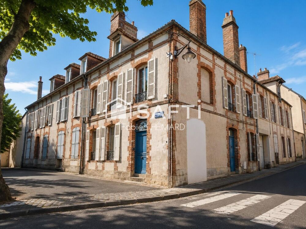 Maison 9 pièces 201 m² · à Sezanne · 201 m² · 150 000 €