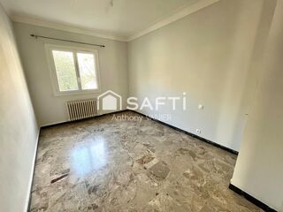  Appartement à louer 4 pièces 96 m²