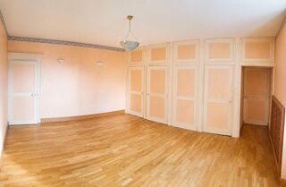  Maison à vendre 6 pièces 246 m²