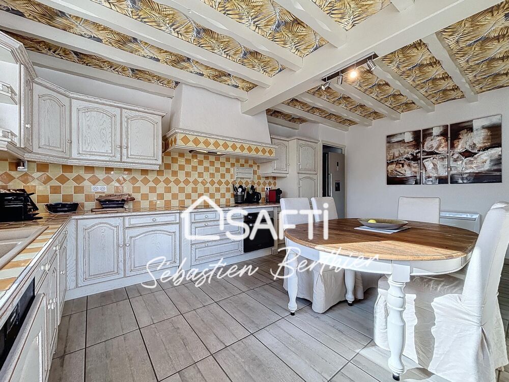 Vente Maison Maison rénovée avec extérieur, garage et dépendances – logement à l'étage en copropriété Saint-sulpice-la-pointe
