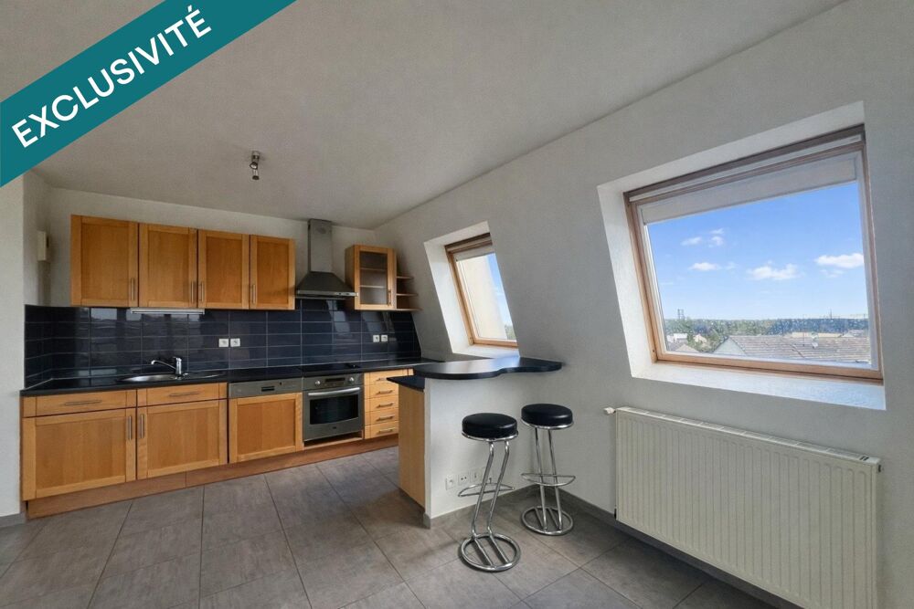 Bel appartement T3 dernier étage avec ascenseur et une cave