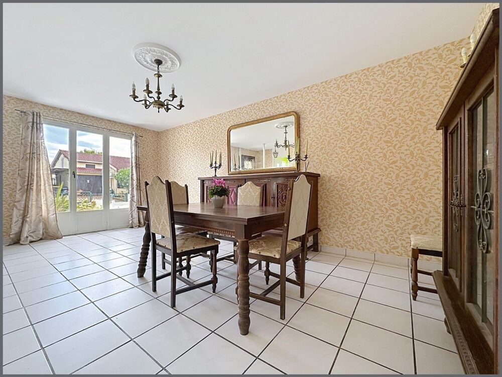Maison de plain-pied avec 3 chambres et un jardin