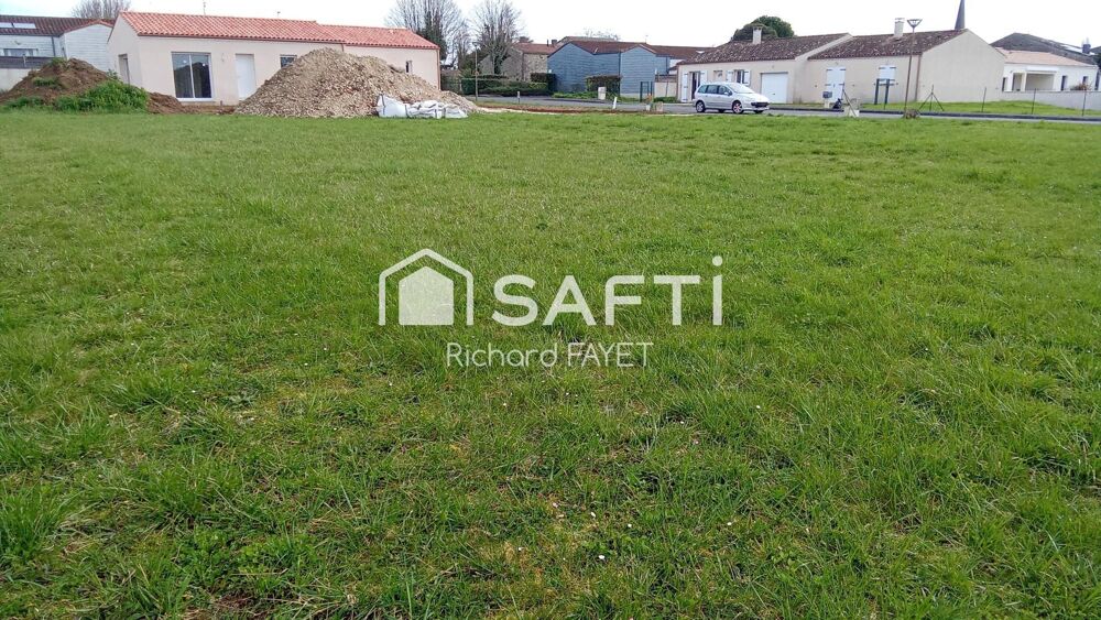 Vente Terrain Terrain 956 M² Saint-genis-de-saintonge