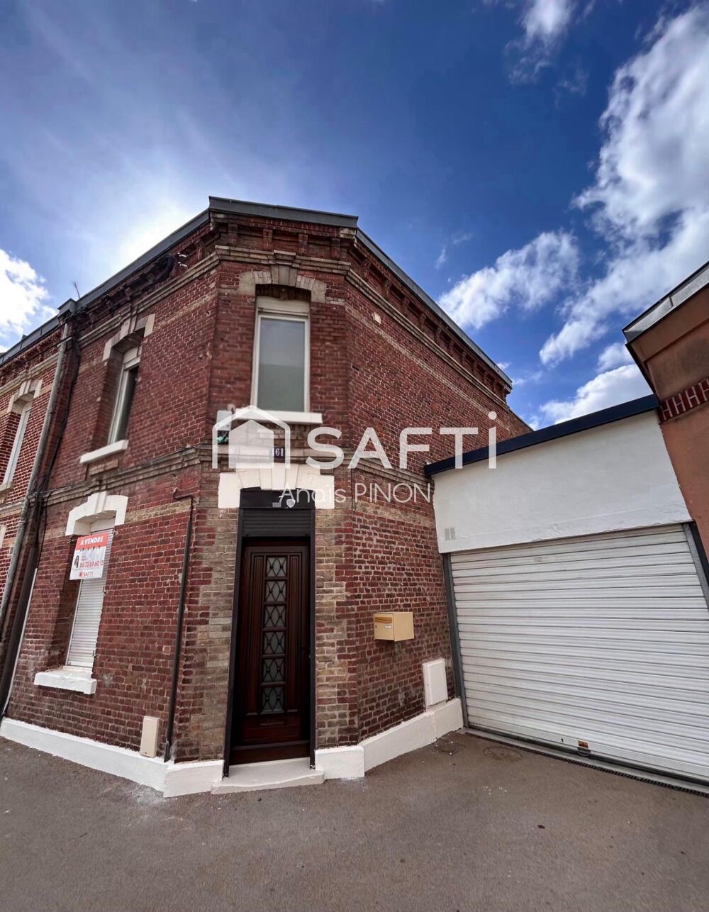 Vente Maison Maison de ville à rénover - T5 de 97m² - garage - jardin - cave Saint-quentin