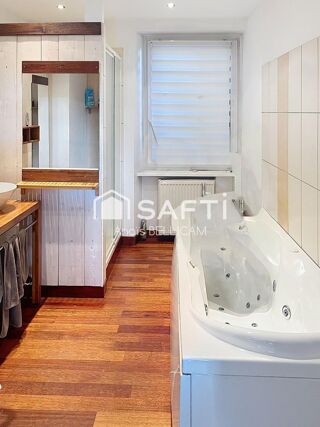  Maison � vendre 6 pi�ces 140 m�