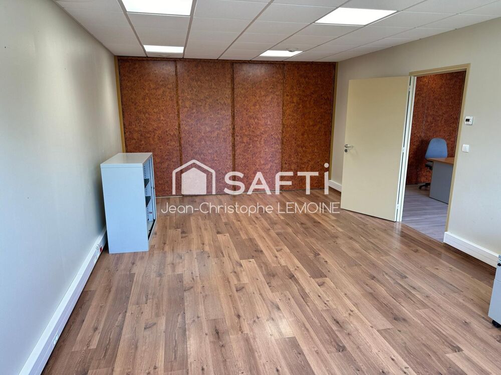   Bureaux 130 m2 avec 6 parkings Laval