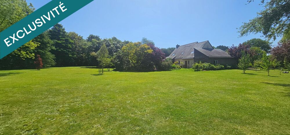 Grande propriété familiale avec piscine, dépendances et fort potentiel constructible