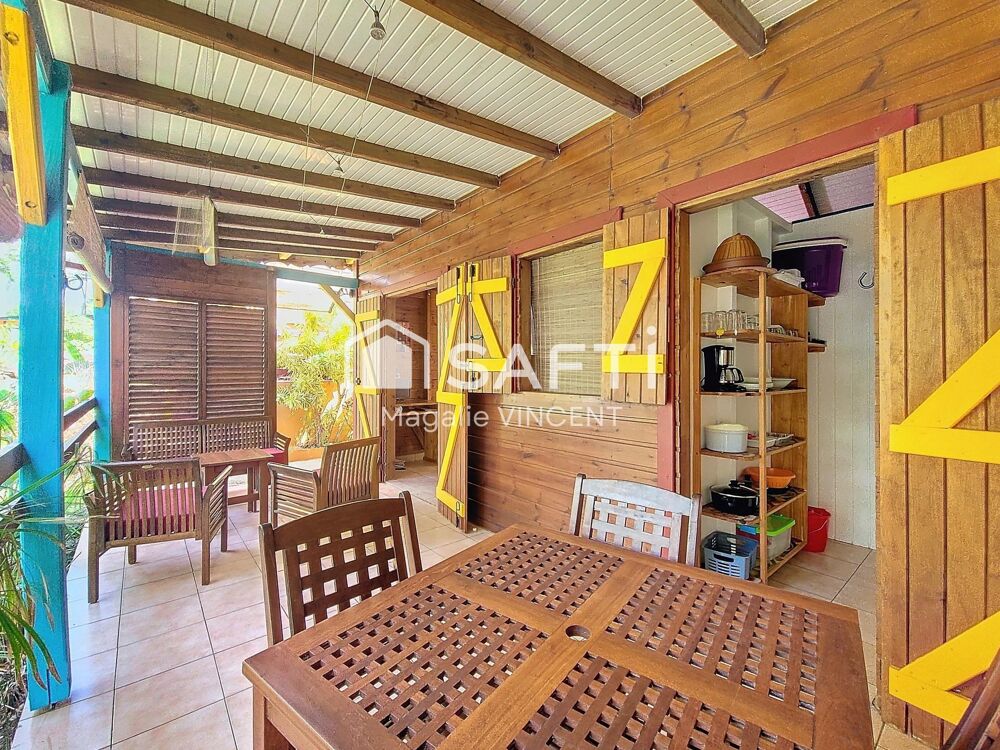 � vendre  Maison Bouillante (97125)