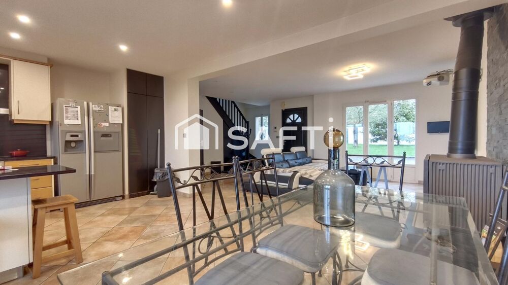 Vente Maison Maison 7 pièces, 4 chambres,piscine, 880m2 jardin Orgerus