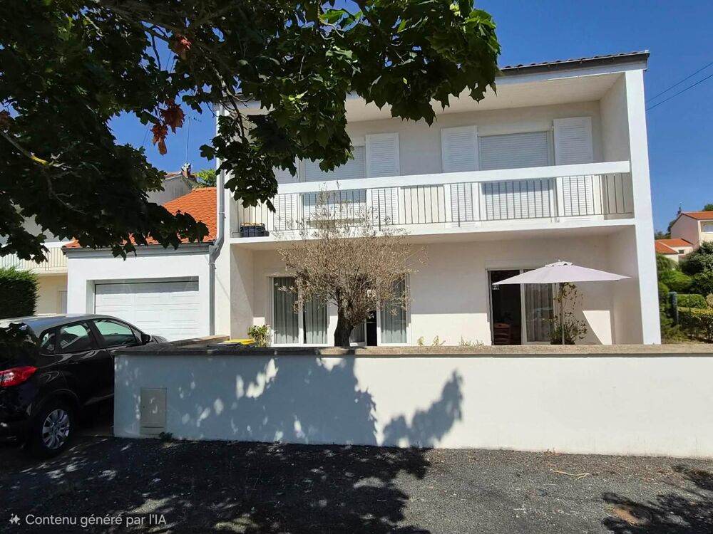 Vente Maison Cette demeure entretenue de fond en comble avec soin, dans laquelle il n'y a plus qu'à poser ses valises. Rare, Zéro travaux à p Chatellerault