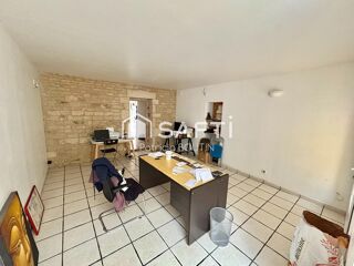  Immeuble � vendre 121 m�