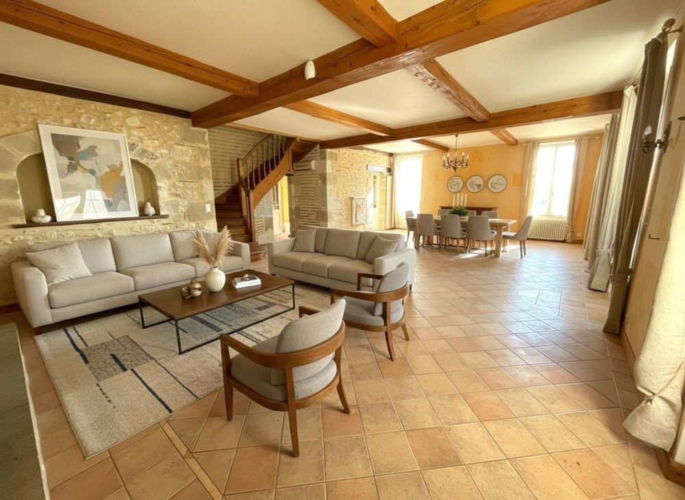Maison en pierre 8 pièces 284m²