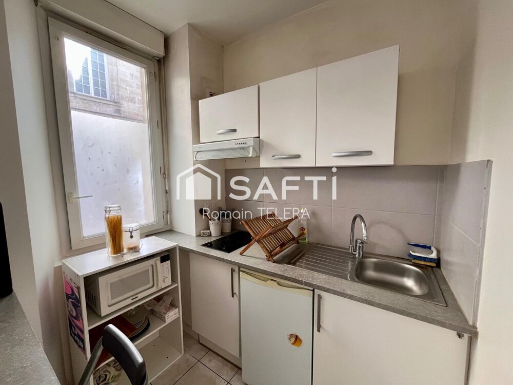Vente Appartement Saint-Michel / Porte de la Monnaie : T2 de 35 m² avec une courette et une cave, proche du tramway Bordeaux