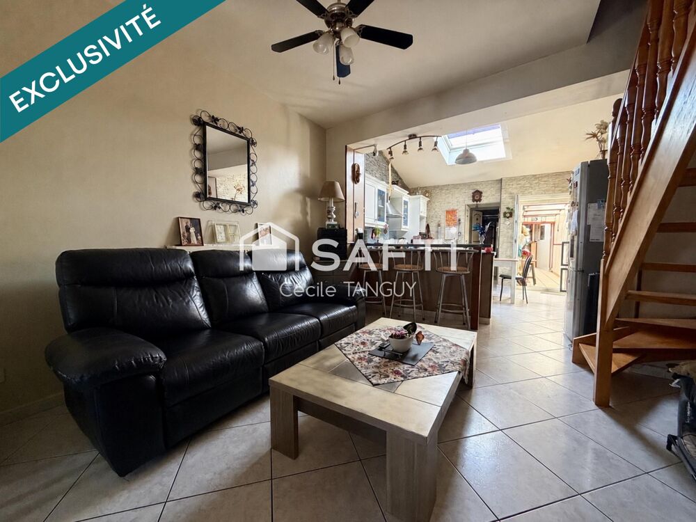 Maison de ville mitoyenne 80 m² + 20 attenants / 2 chambres