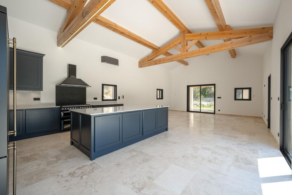 Vente Maison Villa d'architecte de plain-pied 160 m2 - Piscine, pool house et 2 082 m2 paysagers - Saint-Saturnin-les-Apt Saint-saturnin-les-apt