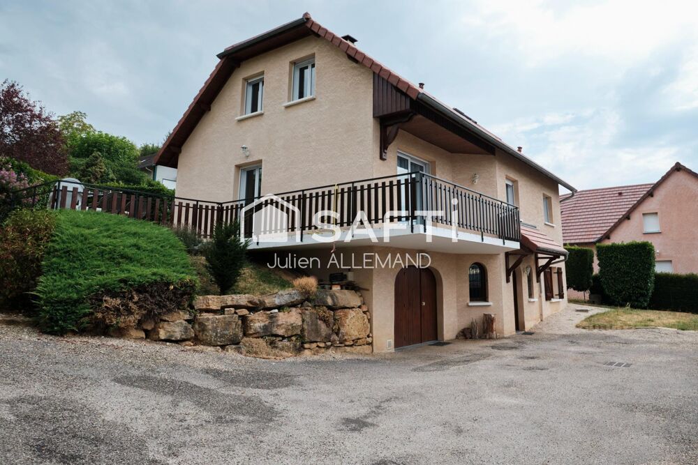 Maison contemporaine et familiale dans un quartier résidentiel !