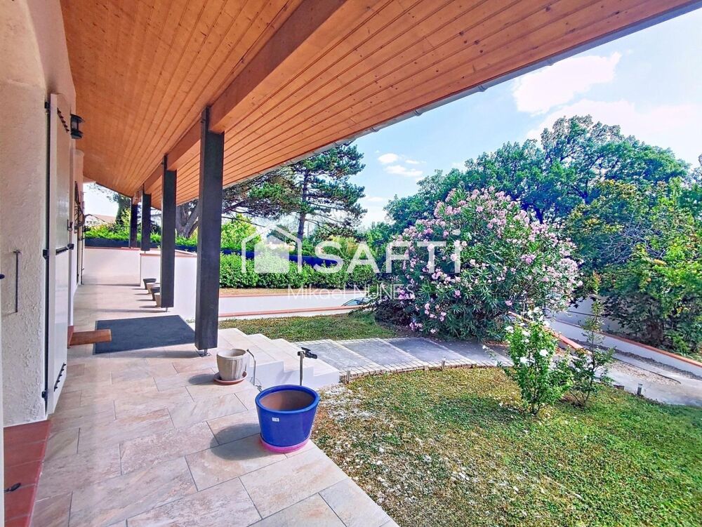 Vente Maison SAINT-LYS - Maison T6 de 160 m - Terrain de 1385 m Saint-lys