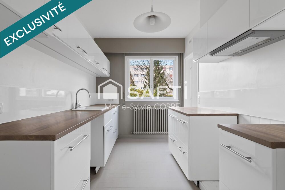 Vente Appartement CENTRE de Saint-Germain -en Laye, appartement FAMILIAL de 131m², BOX, cave Saint-germain-en-laye