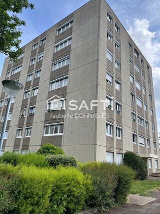  Appartement  vendre 4 pices 80 m