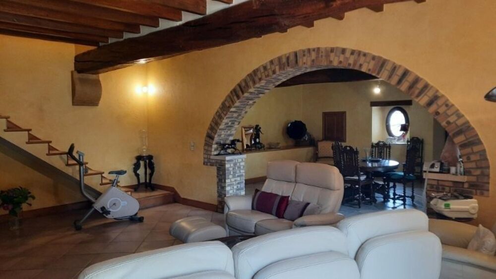 Vente Maison Fort potentiel avec de nombreuses dépendances Etigny