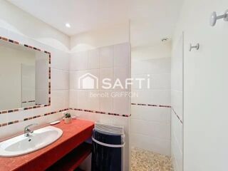  Maison à louer 4 pièces 139 m²