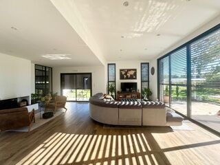  Maison � vendre 7 pi�ces 210 m�