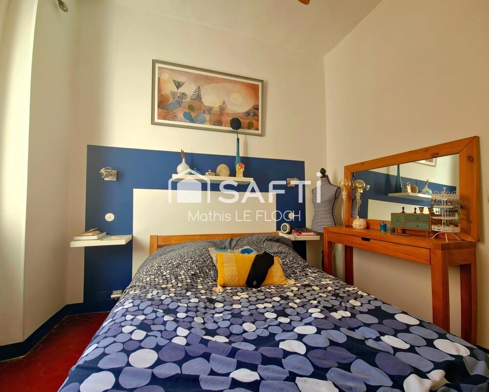 Centre Aubagne  Maison 94 m² avec terrasse, garage et vue dégagée