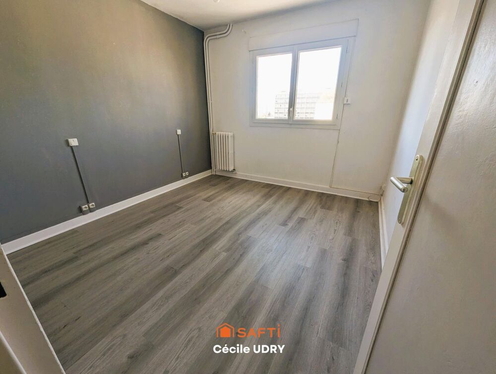 Pour investisseur, bel appartement rénové en 2023 dans le centre de Tours.