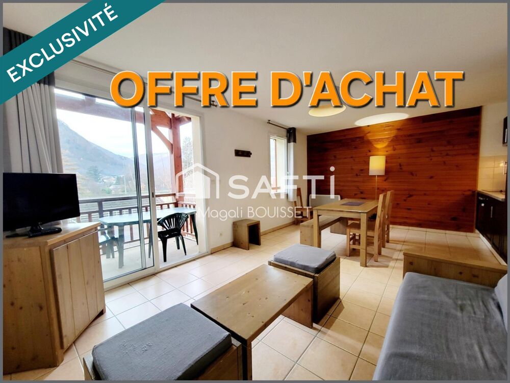 Appartement T3 de 49m², deux chambres, une salle d'eau et une salle de bain, un balcon, ascenseur, une place de parking, un loca