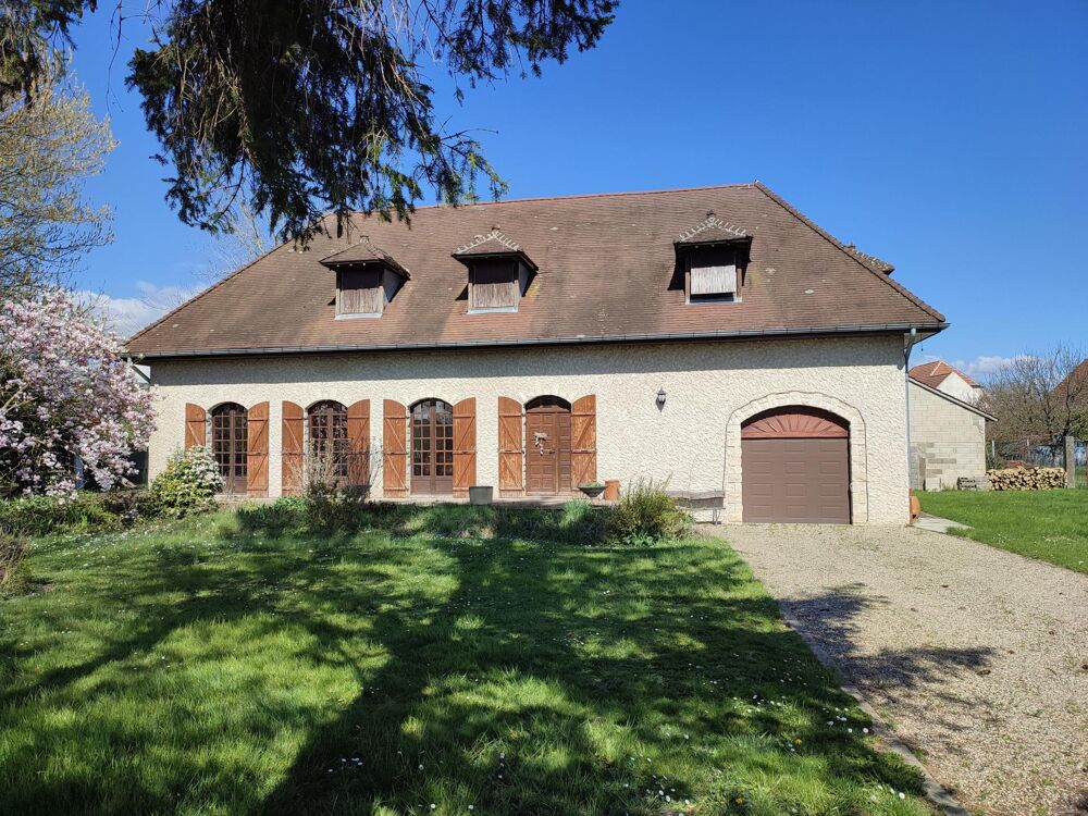 maison familiale atypique et spacieuse de 1973