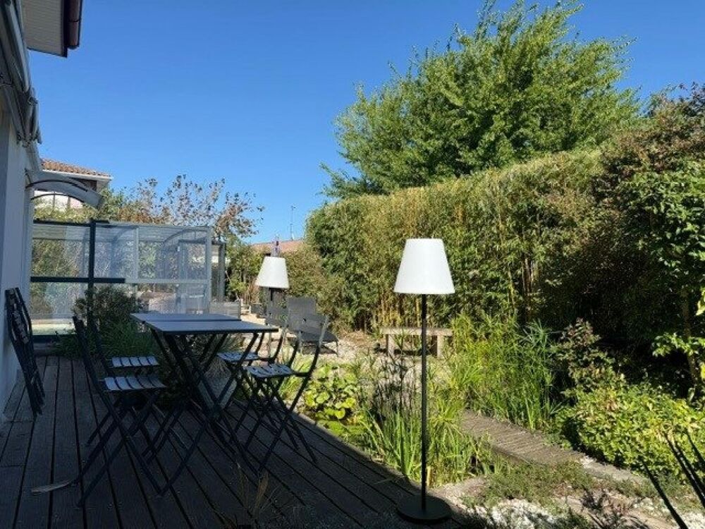 Vente Maison Belle maison 5 pièces de 142m2 avec piscine couverte et chauffée Gujan-mestras