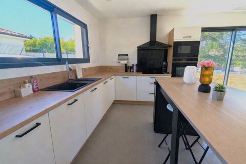   Maison contemporaine de plain-pied 114 m� Maison - 4 pi�ce(s) - 114 m�