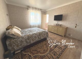  Maison � vendre 9 pi�ces 210 m�