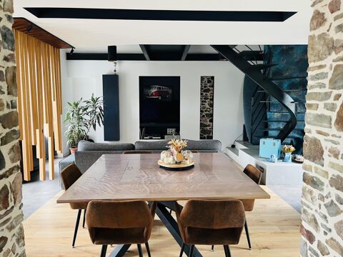   Maison en pierre de caract�re � Montaigu-Vend�e Maison - 5 pi�ce(s) - 128 m�