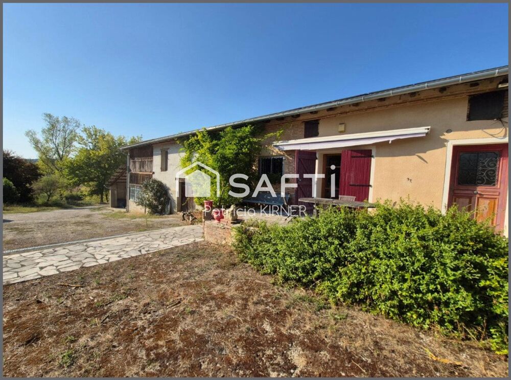 Vente Maison Ferme avec dépendances sur un terrain 20000 m². Montvalen